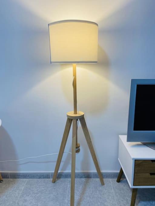 Alterhome Luminoso Estudio Con Piscina Y Maravillosas Vistas Torremolinos Exterior photo